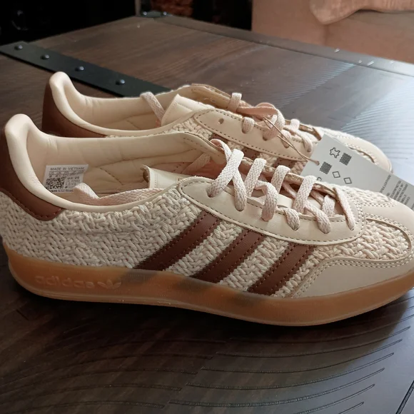 Adidas Women's Cream and Brown Sneakers - Picture 2 of 5
